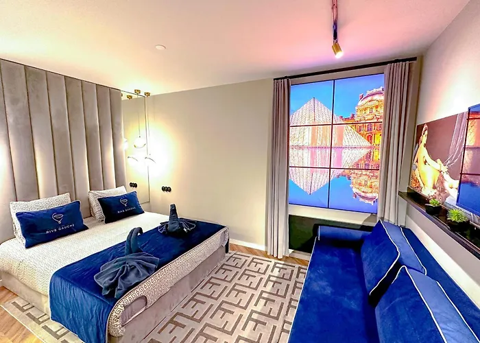 Cocon Parisien - Face A Louboutin - Chez Nicolas Paris